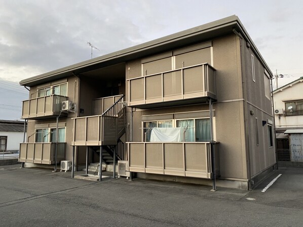 ウィズの物件外観写真